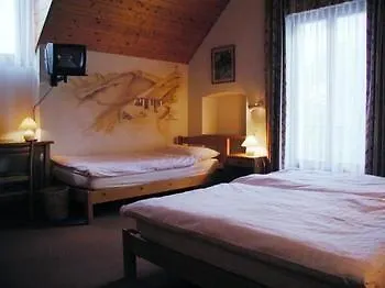 Otel National &