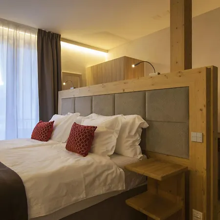 National & Hotel 4*