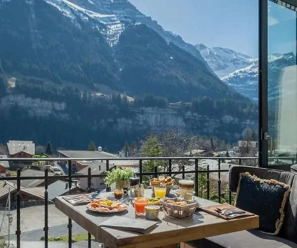 National & Champéry