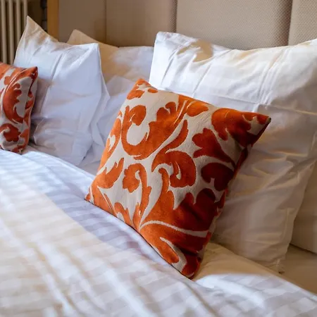 Ξενοδοχείο National & 4*