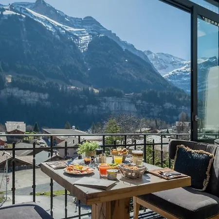 National & Champéry