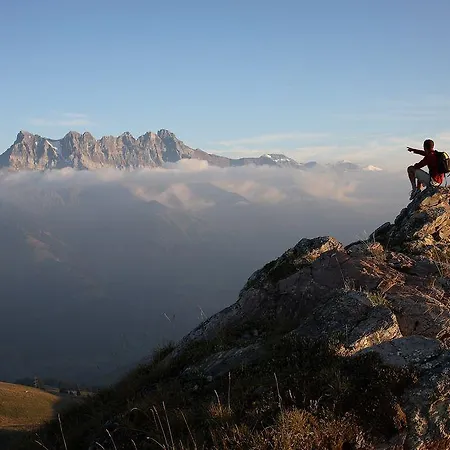 National & Champéry