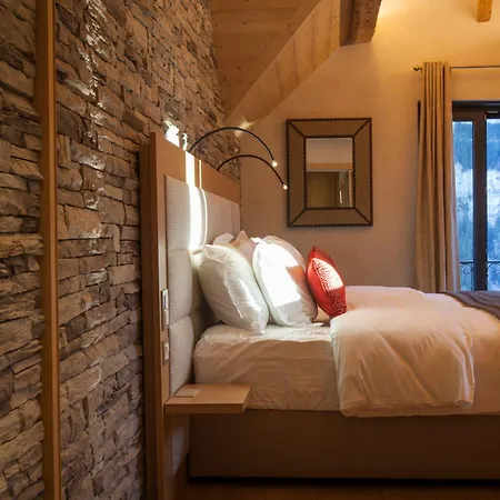 National & Ξενοδοχείο Champéry