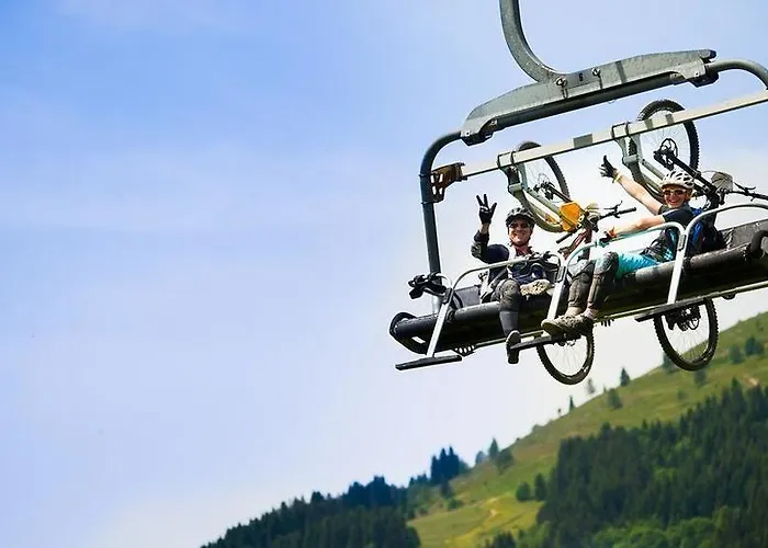 Отель National & Шампери