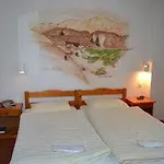 Отель National & Шампери